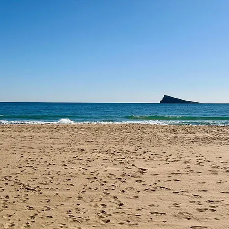 Luminoso De Dos En Plena Zona Levante